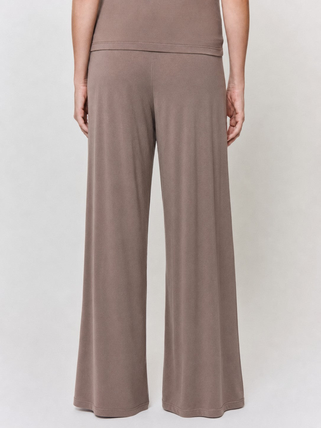 Cutch-Dyed Modal Lounge-Pant in naturally dyed fabric by AGA Nature