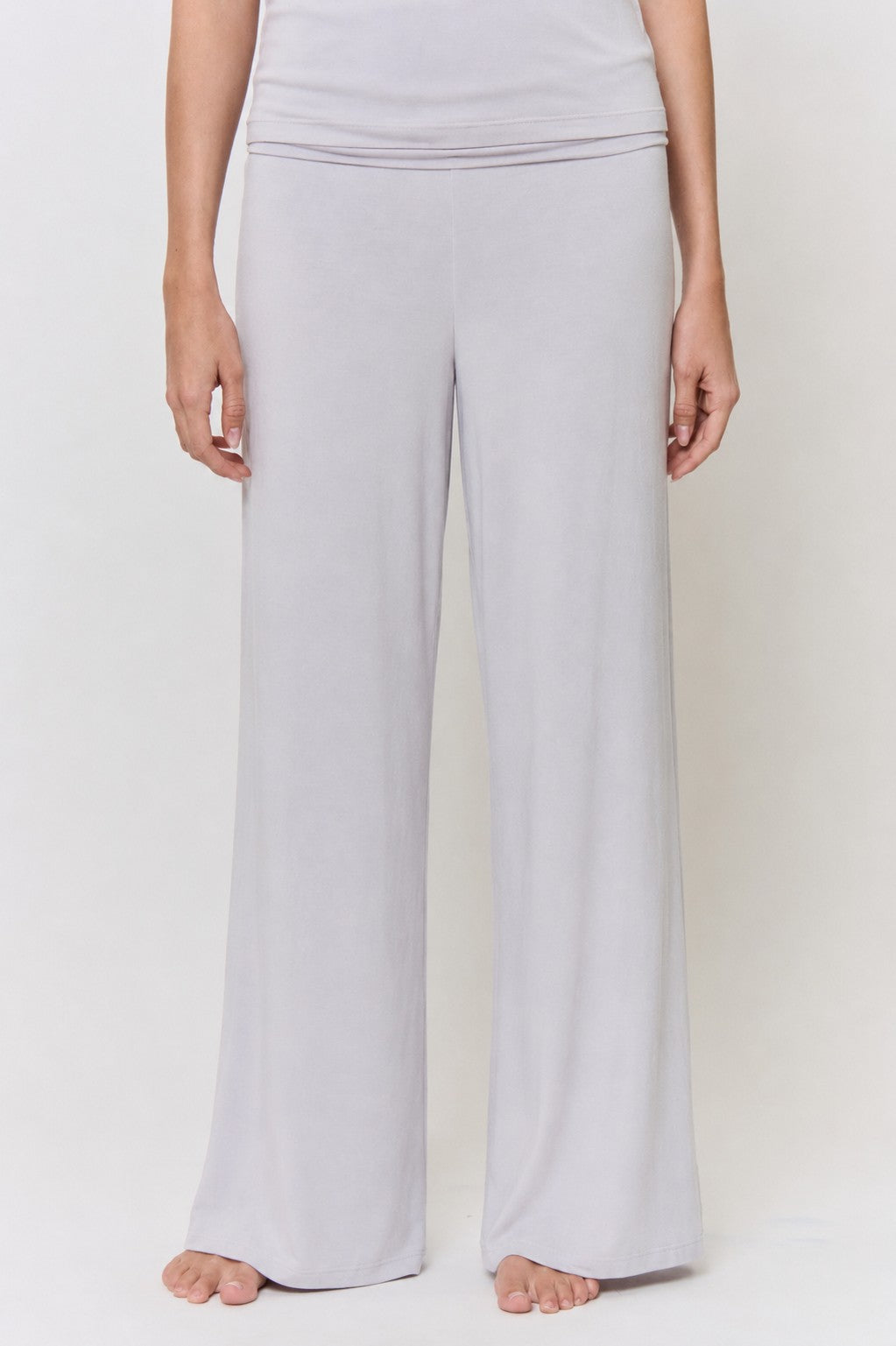 Red Cabbage-Dyed Modal Lounge-Pant in naturally dyed fabric by AGA Nature