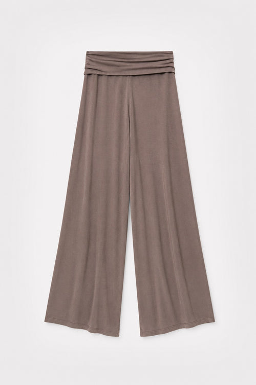 Cutch-Dyed Modal Lounge-Pant in naturally dyed fabric by AGA Nature