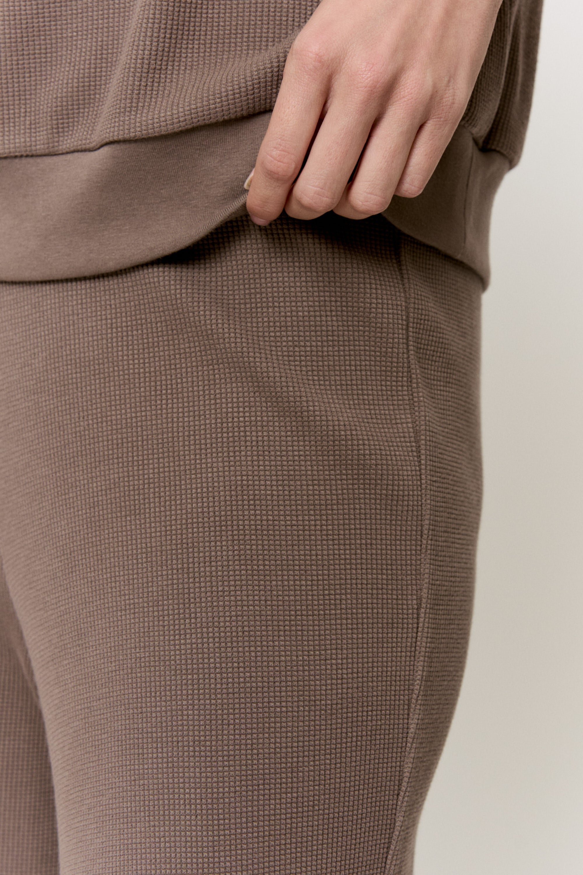 Cutch-Dyed Waffle Lounge-Pant in naturally dyed fabric by AGA Nature