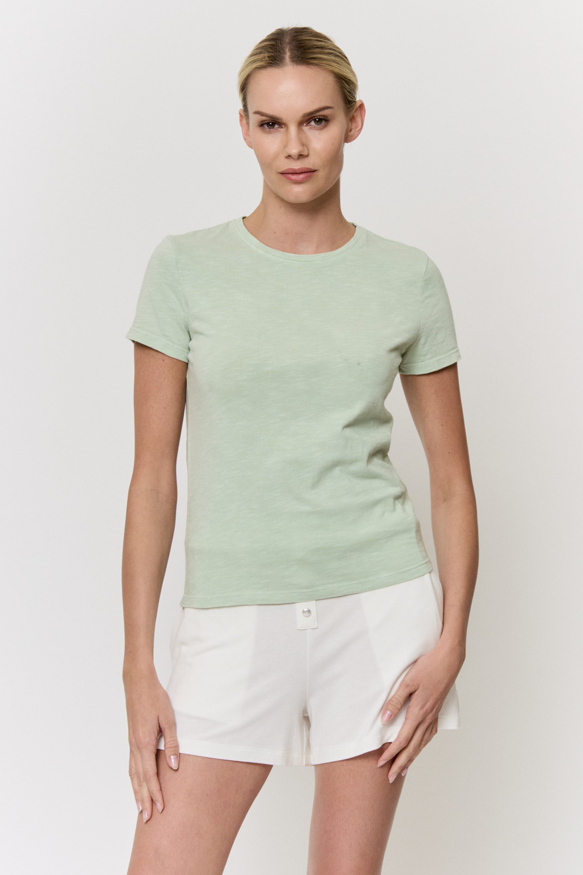 Mulberry-Dyed Slub-Cotton Short-Sleeve Top in naturally dyed fabric by AGA Nature